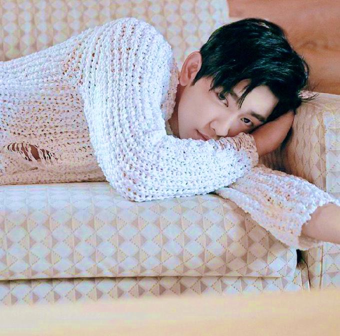 s_suksan's tweet photo. Happy Birthdays Jinyoung.
#JinyoungDay 
#shiningonjinyoungday https://t.co/JyhQsKxryu