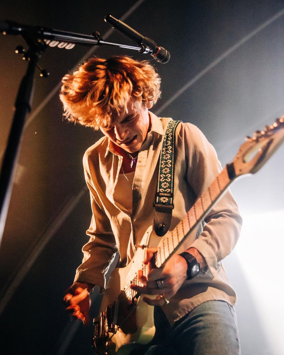 Ross Lynch News On Twitter PHOTO RossLynch On Stage In Newstead ross-lynch-news-on-twitter-photo-rosslynch-on-stage-in-newstead