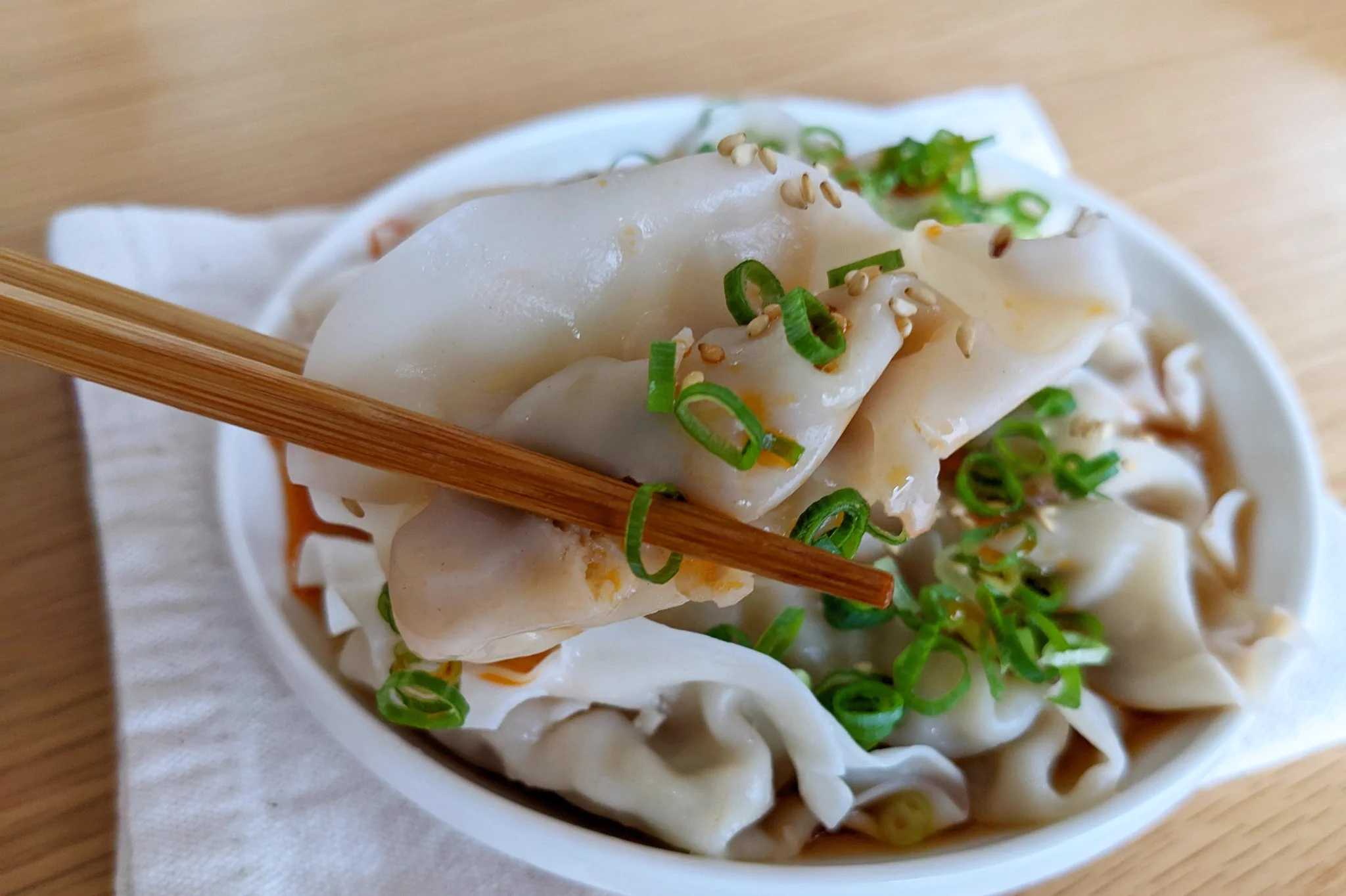 お家で居酒屋気分！旨辛で箸が止まらない「よだれ餃子」。