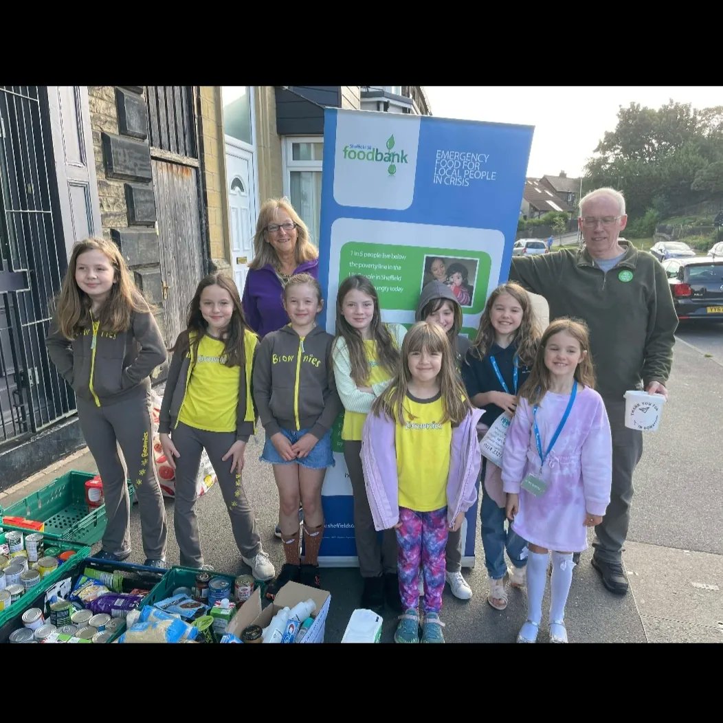 GreenShopSheff's tweet photo. Great work from the Trinity Church 160th Brownies group donating to the food bank this morning.
@S6Foodbank 
#foodbank #supporteachother #brownies https://t.co/Zy7tlT60Sh