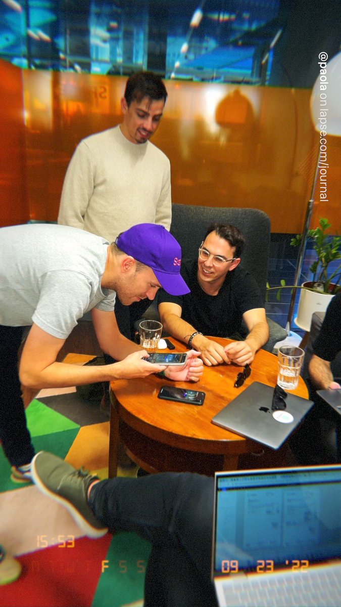 VivoliPaola's tweet photo. A Classic Friday eve at the @speedinvest office.
Hanging out with the amazing #Timberhub 🪵 crew and teaching them how to use Journal by @lapse_app 📸
For more unedited shots follow us there 😜 https://t.co/oYdqI6VGmG