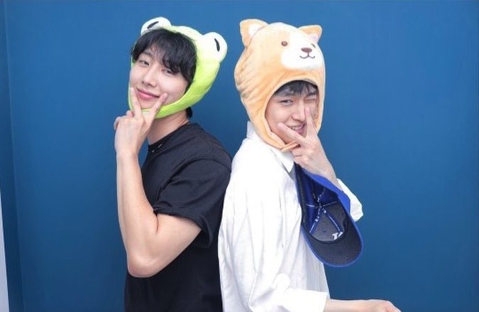 saebitboys's tweet photo. so it was daon and shinwoo all along https://t.co/IJixPNWydh