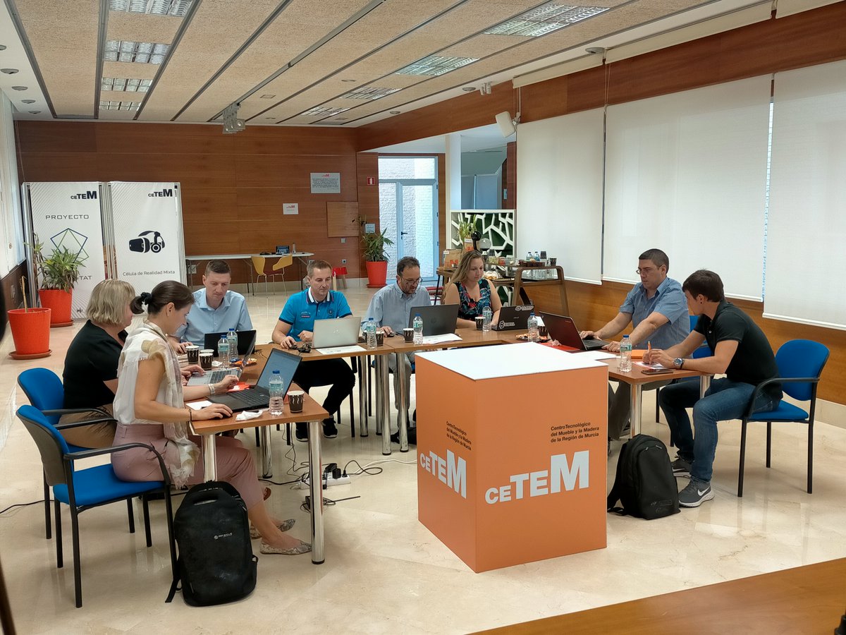 1pointProject's tweet photo. Last week @1pointProject, the partnership gathered at CETEM in Yecla (Spain) to set up the final actions to reach project goals, related to innovative training methodologies for industrial maintenance.
Keep on following us at https://t.co/KAa9JTjRcF https://t.co/T1ZeFMv5KF