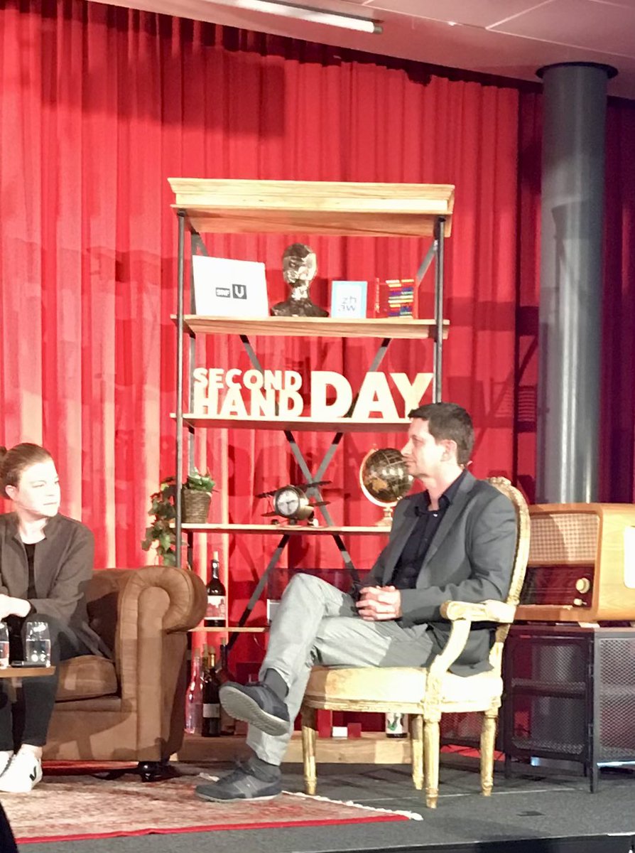 Durabilitas1's tweet photo. Unser Geschäftsführer @daniel_ziegerer am #secondhandday in #bern beim #swisssustainabilityforum auf dem Podium als Experte für #Kreislaufwirtschaft und politische Prozesse: Wie steht es um das Konsumverhalten der Schweizer und Schweizerinnen? https://t.co/VL7TrOiAxe