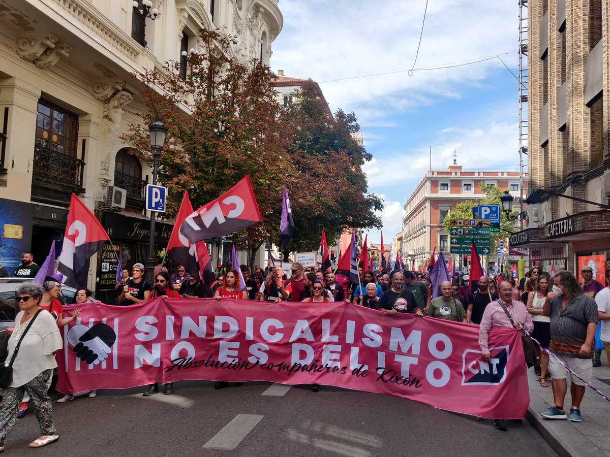 💞Avui no podem ser a Madrid amb les companyes de @CNTsindicato i @XixonCnt però les tenim molt presents.

🤝Al llarg d'aquesta setmana estarem recollint aportacions solidàriesbentre les Obreres per a la caixa de resistència de #SindicalismoNoEsDelito!