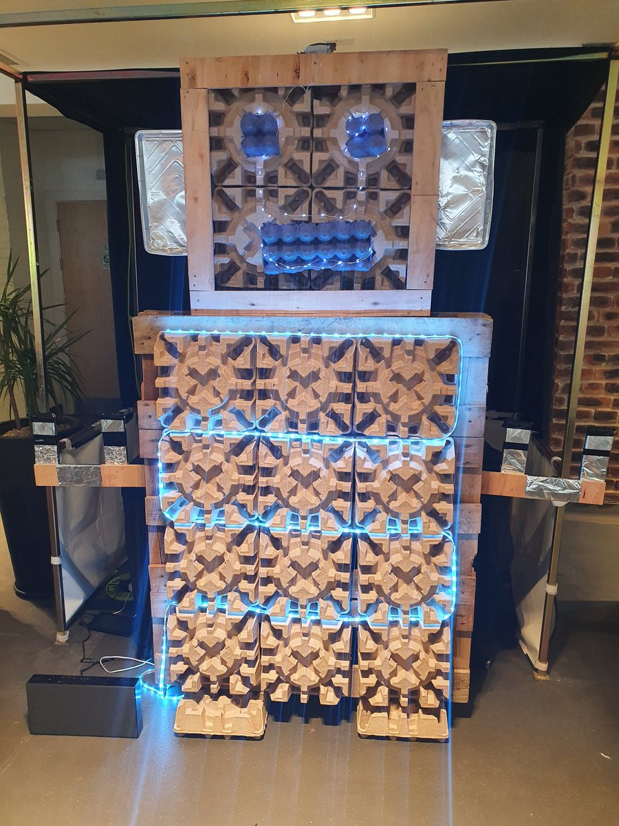 Visit <a href="/NewmarketNWL/">Newmarket</a> today for Creative Kids Club! We're here until 2.30pm making robots out of waste materials and have a colouring competition to win a family ticket to <a href="/ConkersCentre/">CONKERS</a>! ♻️🎨