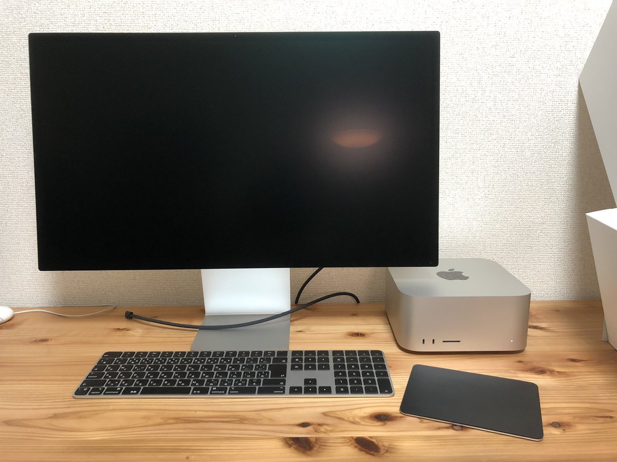 anii_drums's tweet photo. 2ヶ月前に既に届いてたディスプレイとかをやっと本来の目的で使える！
さて、インストールしまくる！ https://t.co/lkZX70YajB