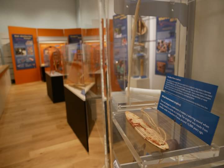 TorquayMuseum's tweet photo. 🎸Made to be Played: A Festival of #MusicalInstruments is open! This #exhibition celebrates music-making around the world and through time. If you would like to have a go yourself, we have a selection of instruments available to play on loan from @DevonMusicEdHub. #MtbP https://t.co/U7YeHUgWau