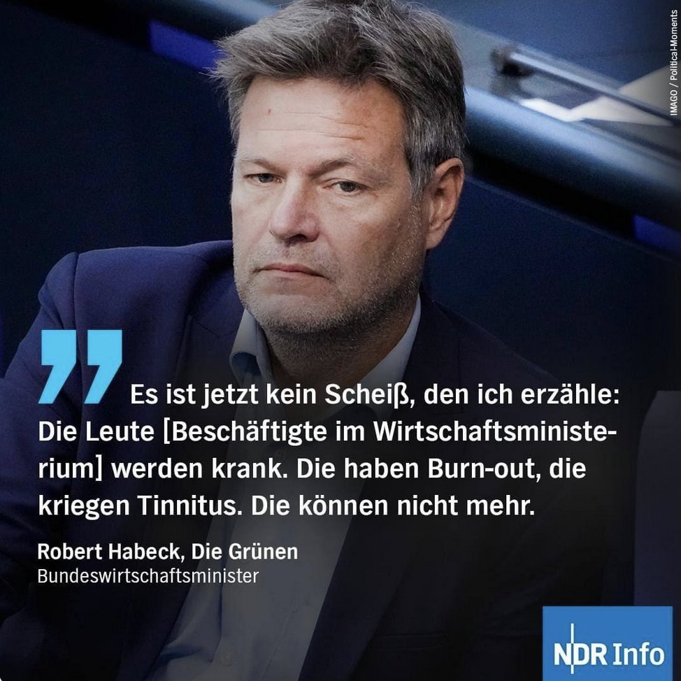 realTomBohn's tweet image. Oh ... und was denken Sie ist bei den
#Bäckern
#Gastronomen
#Veranstaltern
#Kinobesitzern
#Hotelbesitzern
#Kulturschaffenden
#Fitnessunternehmern
u.v.a. und deren &quot;Leute&quot; gerade los, Herr #Habeck ?
Hören Sie bitte auf zu jammern und machen Sie Ihren Job.