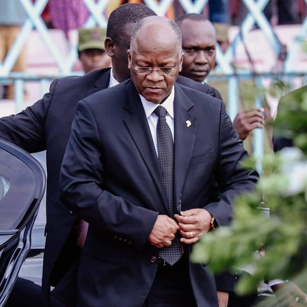 saitech_hack's tweet photo. Hakika ungefumbua jicho mara moja ungetamani uzikwe nje ya Ardhi ya jina Tanzania kwa hali ilivyo mbaya leo hii https://t.co/CJe0MJocPT