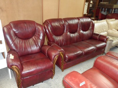 emmausghlin's tweet photo. Voici les nouveaux arrivages en magasin au 24 septembre '22 : https://t.co/kuRF1gUUc9. Les objets présentés peuvent trouver très vite des acquéreurs. 

Vente le mardi de 13h à 16h, le jeudi de 13h à 18h et le 2ème samedi du mois de 10h à 16h. 

Dépôt : mardi et jeudi de 9h à 12h. https://t.co/j8LhlnQ5lm