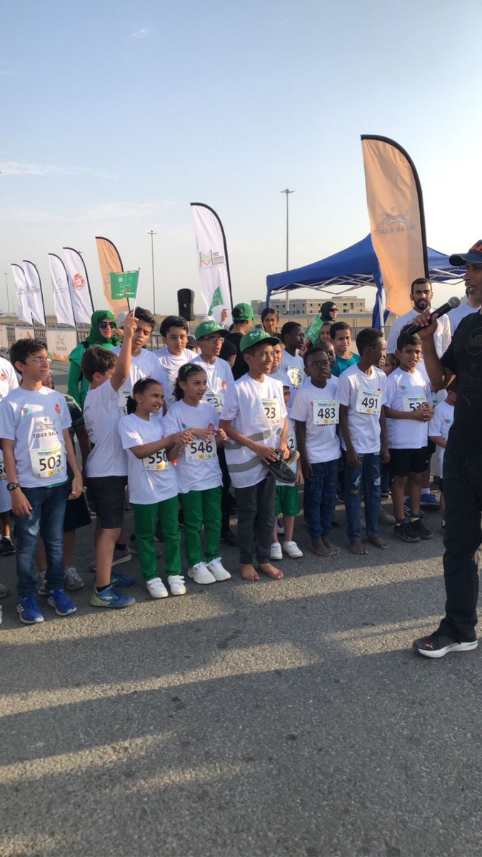 JedMarathon's tweet photo. عبرنا عن فرحنا بتحركنا وانضم لمساندتنا بكل حب تايقر بام ( شركة مستودع نور ولي ) 
شركة البيك للأنظمة الغذائية 
مجموعة اندلسية بإشراف فرع وزارة الرياضة بمنطقة مكة المكرمة كان يوم حافل فشكرًا للجميع دام الوطن بالعز والخير ودمتم أبطالًا للوطن 🇸🇦#الجري_بروح_الأخضر @Saudi_SFA @gsaksa https://t.co/wSYIdY7SiM