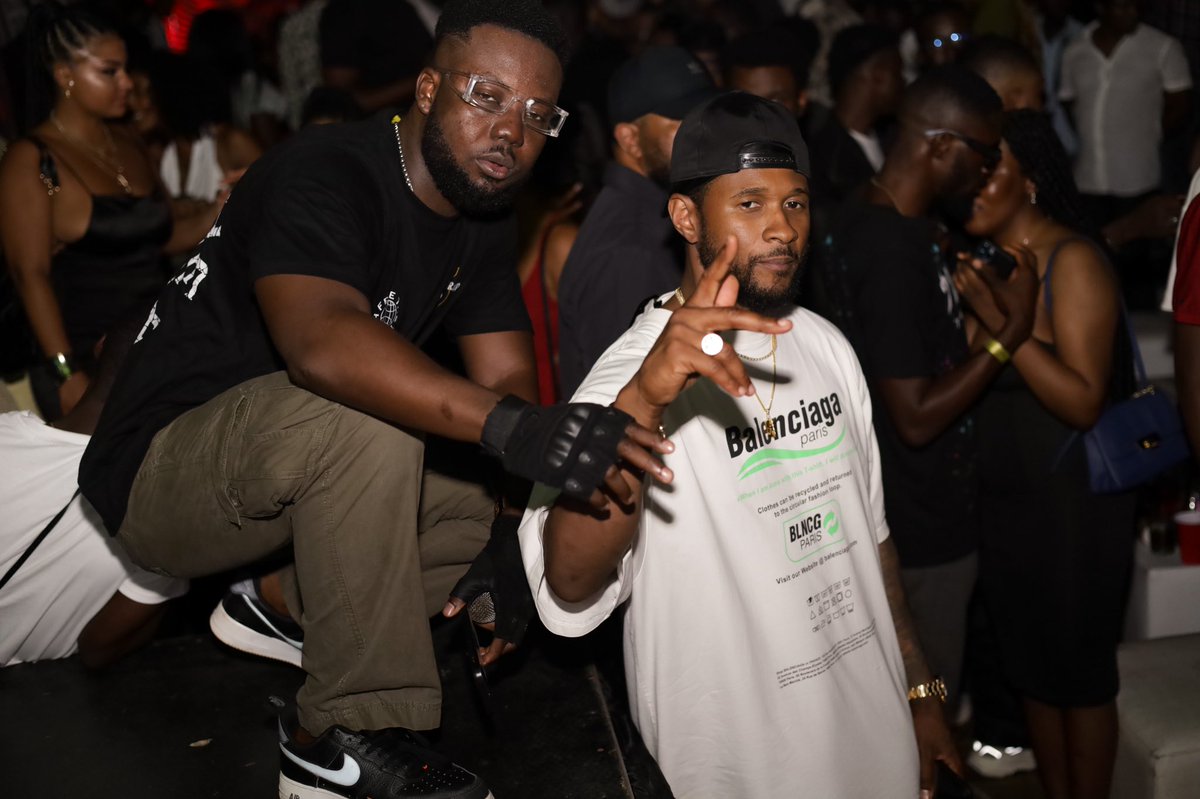 KojoManuel's tweet photo. Yo!! Last night was surreal. @Usher came up to big me up from nowhere! He said I’m dope 😩

Yesterday’s price…!!!
#WatchThis https://t.co/tVYN8ZZ02M