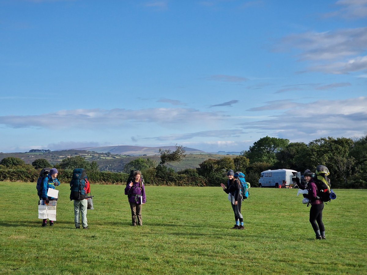 Outdoor_RAD's tweet photo. It's the morning after the night before... Our Silver DofE pioneers have quick time for brekkie, packed their gear and are setting off on the second day's adventure. What a great time to be alive! π #JourneyNotTheDestination #FindingWingsToFly https://t.co/Hiq8e1ghCM