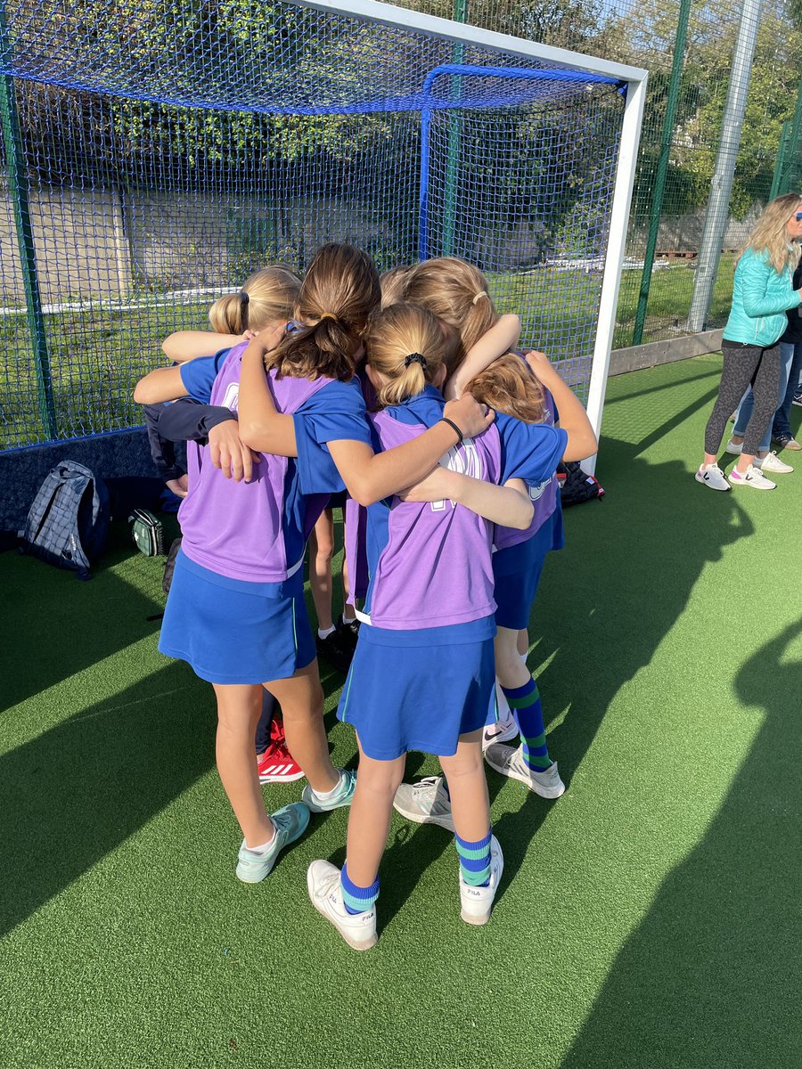 RPPS_DHead's tweet photo. Fabulous morning @KingsHouseSch netball courts for the @FPS_Sport @fulham_school Netball Tournament with @RPPS_Sports. Well organised and wonderful to see such incredible work ethic from all the competitors. You are an inspiration. #RPPS https://t.co/uGp9ErLQLg