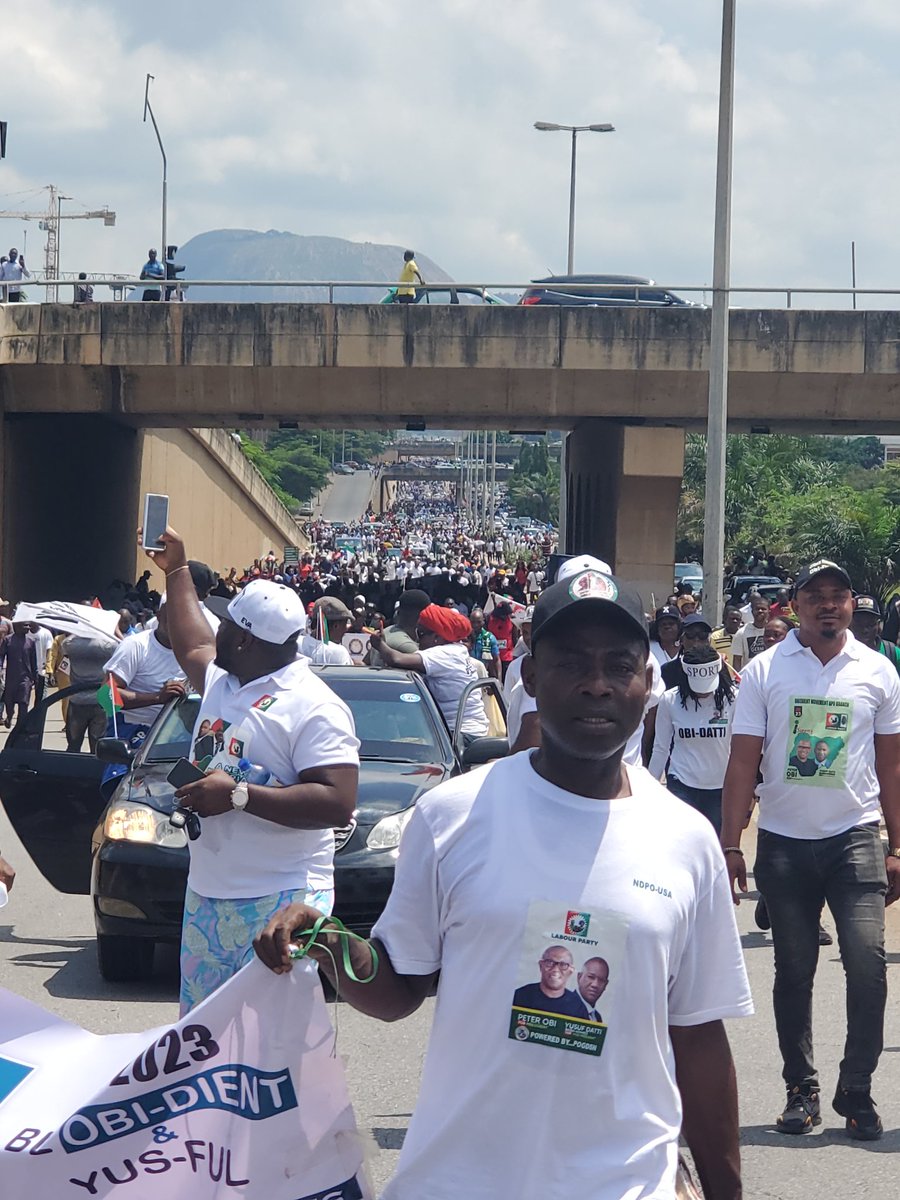khrislawsonjr's tweet photo. #1MillionMarch4PeterObi
When you see this crowd, fear #Obidients https://t.co/5ZkIhfvJBW