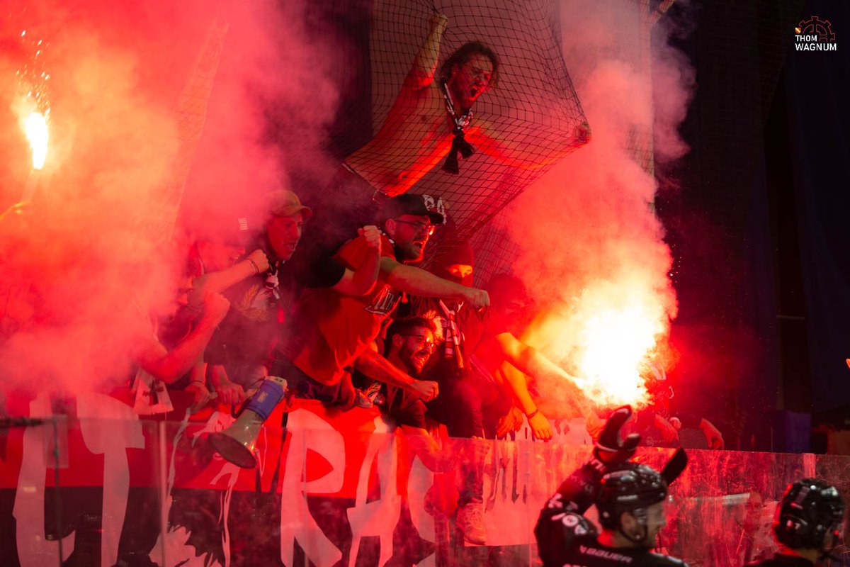 Victoire des Scorpions Mulhouse ! 
La guerre sur la glace, les Dragons piqués au vif !
#scorpionsmulhouse #synerglace 
<a href="/ScorpionsMulho/">Scorpions de Mulhouse</a> <a href="/LigueMagnus/">Synerglace Ligue Magnus</a> <a href="/mulhouse/">Ville de Mulhouse</a> <a href="/hautrhin/">Département Haut-Rhin</a>