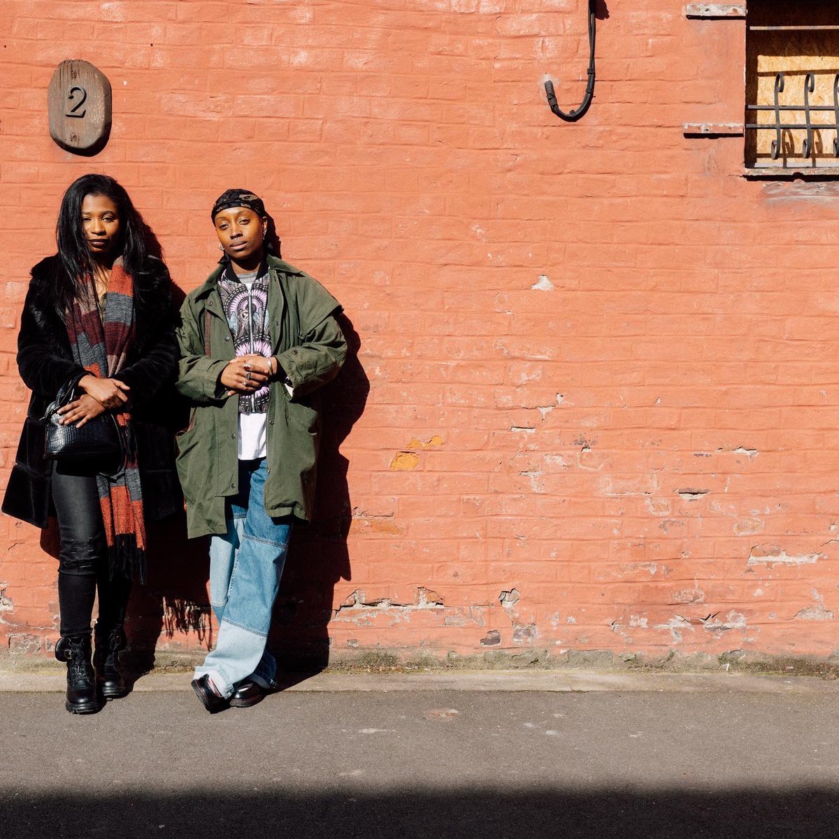 narjesbahhar's tweet photo. [Backstage] sur le tournage du documentaire consacré à Eesah Yasuke dispo sur la chan YT de @panafricanmusic 

https://t.co/EbXbUzJWT5 https://t.co/cj1MXnU7eV