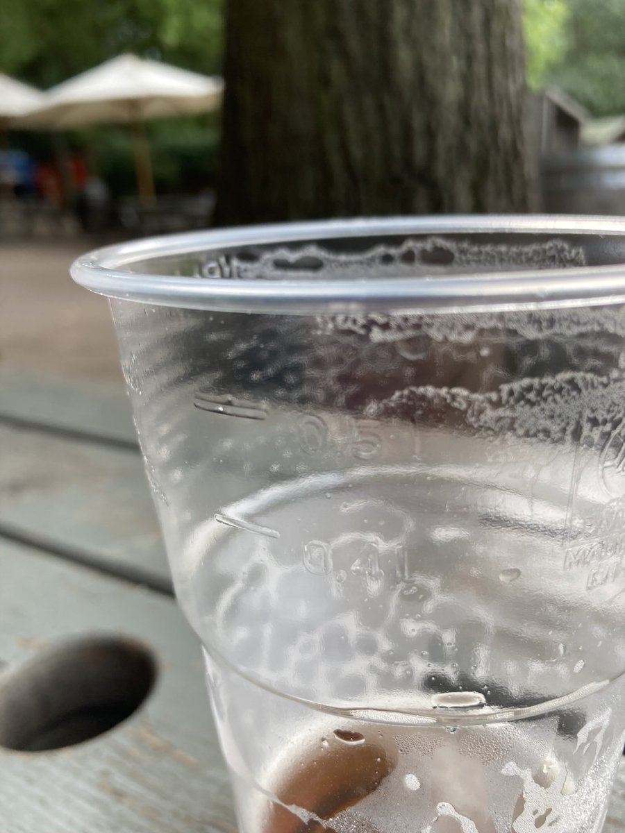 runnerpod's tweet image. Grab yourself a delicious 568ml of beer and get this week’s episode in your ears. runnerpod.com/podcasts/28101…