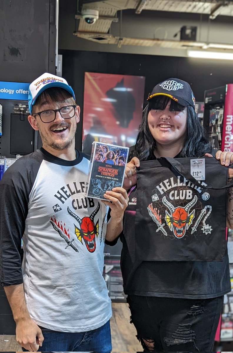 hmv_Southend's tweet image. Our excitement levels are through the roof! We think Dustin and Eddie would be proud

#strangerthings #strangerthingsmerch #st4 #eddie #dustin #thinkingcap #hellfire #hellfireclub #fyp #fypシ #trending