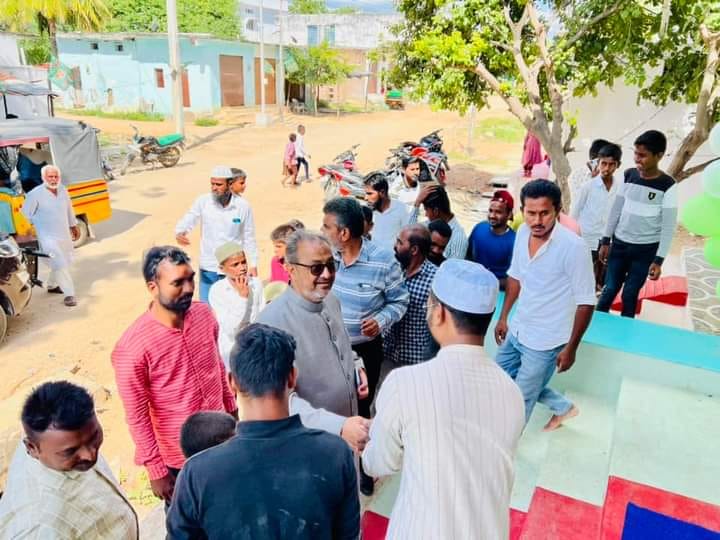 AshfaqDarood's tweet photo. #LivePics From #Utkoor Mandal #narayanpet Dist 
On the Instructions of @aimim_national President Janab Barrister @asadowaisi Sb Inaugurated The Party Office In Utkoor Mandal Nrpt Dist.With Zakir Advocate Aimim Youth President Mbnr Dist.nd town President Party workers can be Seen https://t.co/vG8SPlhn0v