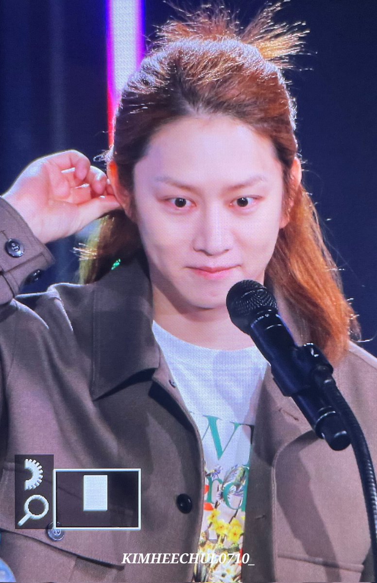 KIMHEECHUL0710_'s tweet photo. 220924

💬

#김희철 #희철 #희님 #KIMHEECHUL #HEECHUL #金希澈 #슈퍼주니어 #SJ https://t.co/L2PBU63bUE