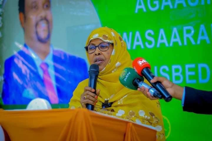 MDuale1's tweet photo. It was an absolute privilege to attend the hand-over ceremony as the incoming DG at the Ministry of the Environment &amp; Climate Change. I believe that climate change is the most pressing issue facing our country today. https://t.co/AnEd76i7YK