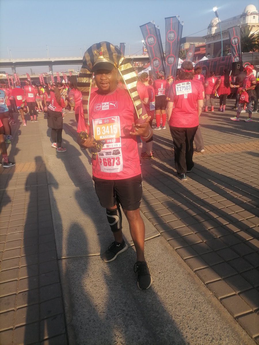 ArtherMoba's tweet photo. Absa 10km😄. #Sila📍🏃🏿‍♂️🏃🏿‍♂️🏃🏿‍♂️🏃🏿‍♂️#WeMove #OwnPace
#OwnRace #OwnTime
#RunningWithTumiSole
#RunningWithLulubel https://t.co/HdtM15Uo2J