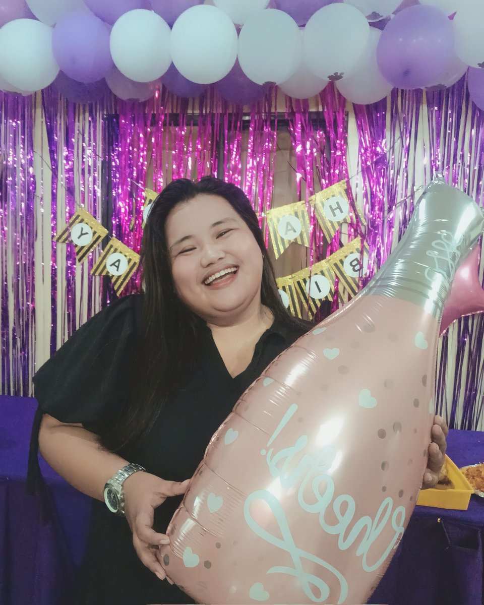 ValienteCindy's tweet photo. 26 🥂 cheer's! https://t.co/qgttabw8lM