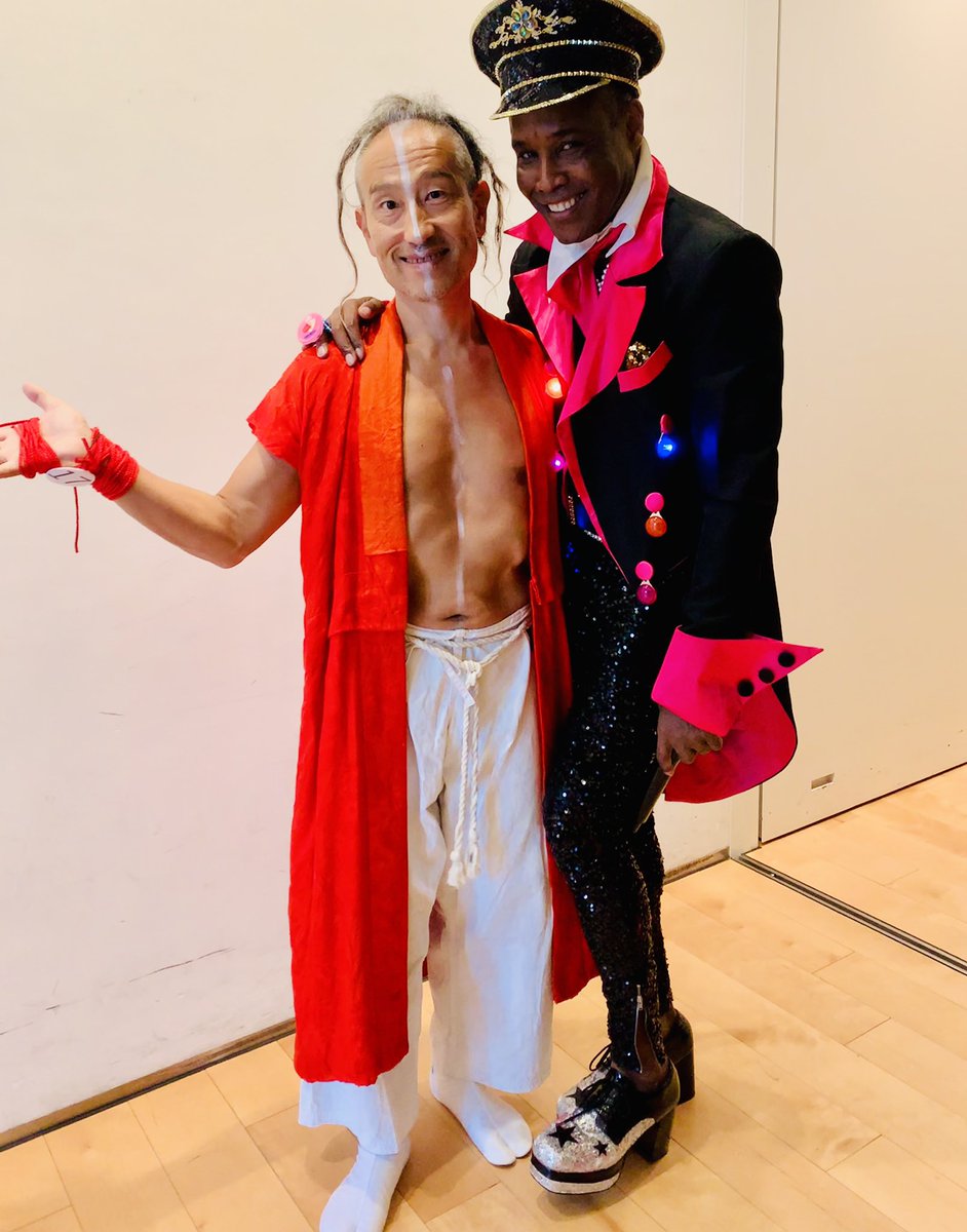 tomatsutaka's tweet photo. 本日,素晴らしい美しい方々と #神田明神ホール ランウェイ初トライ #LGBTSq 多様性時代のビューティを我が肉態ごと授かり,牽引するカリスマビューティトレーナー #StevenHaynes 超エライ!また会います
明日9/25【#阿佐谷問答】いよいよ!
https://t.co/GeKcwAijDr
さらに即興美を分かち合いますよ♪ https://t.co/LSH3MASGTg