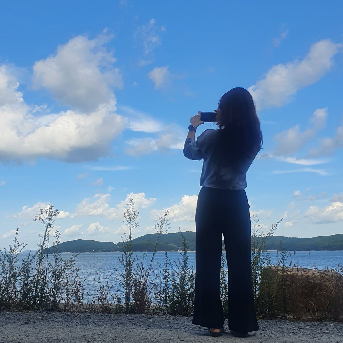 정말 올만에 둘만 캠핑 왔네요 하늘도 이쁘고 느낌이도 이쁘고 ^^