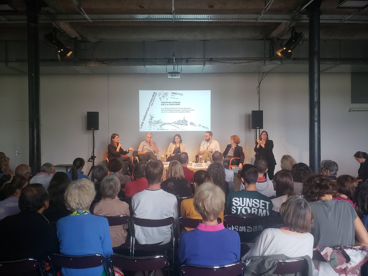 Fin de la table ronde "Géopolitique de la nature". Un grand merci au public ainsi qu'aux intervenants Catherine Larrère, Séverine Kodjo-Grandvaux, <a href="/olivierdefrance/">eremite emeritus</a> et <a href="/Gemenne/">François Gemenne</a>. A l'année prochaine!

<a href="/InstitutIRIS/">IRIS</a> 
<a href="/NantesMetropole/">Nantes Métropole</a> 
<a href="/lelieuunique/">le lieu unique (compte inactif)</a> 
<a href="/Hugo_Obs/">The Hugo Observatory</a> <a href="/lemondefr/">Le Monde</a>