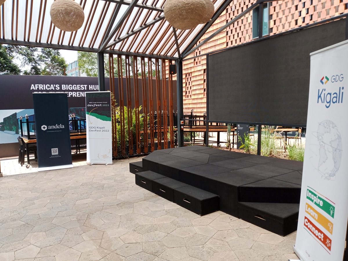 Cyprien_T's tweet image. Opening session for #DevFestKigali
#GDG #GDGSSA #DevFest
