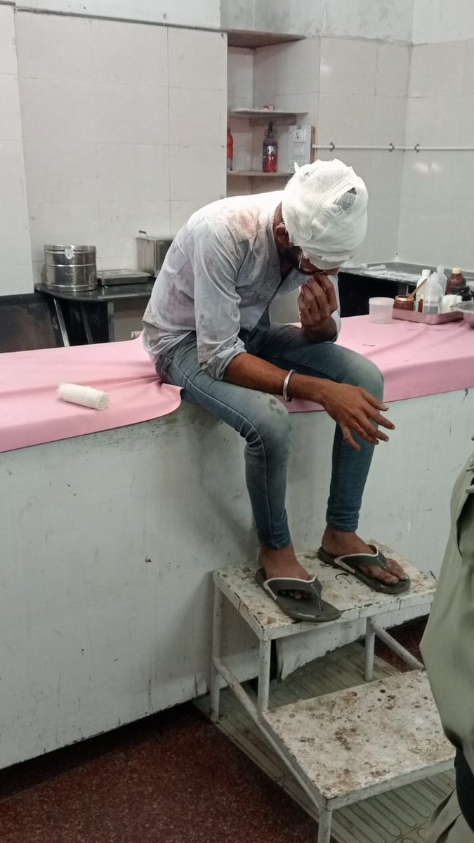 RAMKABIR15's tweet photo. @ChouhanShivraj @CMMadhyaPradesh @drnarottammisra @aajtak @myogiadityanath @mohdept @SachinAtulkar_ @narendramodi 2 din ho gye or abhi tak koi action ni liya gya h https://t.co/6eEReElaUX