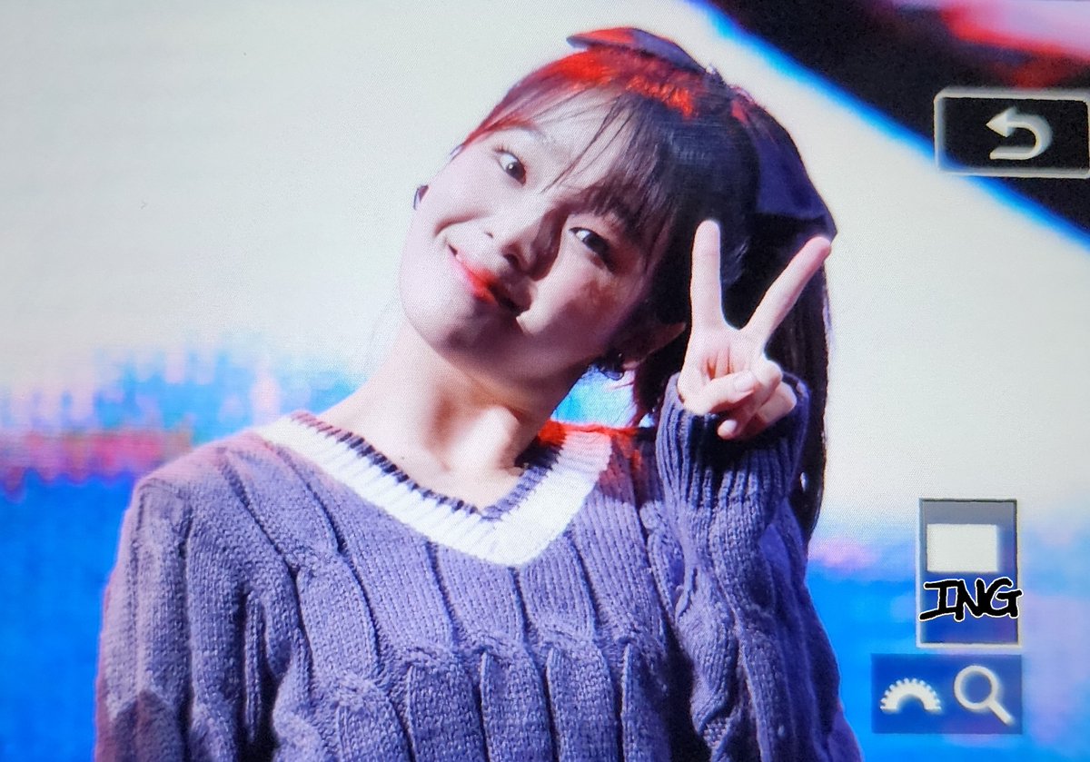 ohmysh_ing's tweet photo. 220924 주안미디어문화축제

내사랑 오랜만이야😭❤️
#승희 #현승희 #오마이걸 #OHMYGIRL #내사랑씅씅이 #있는_그대로_씅타민 @WM_OHMYGIRL https://t.co/84OMk909Q0