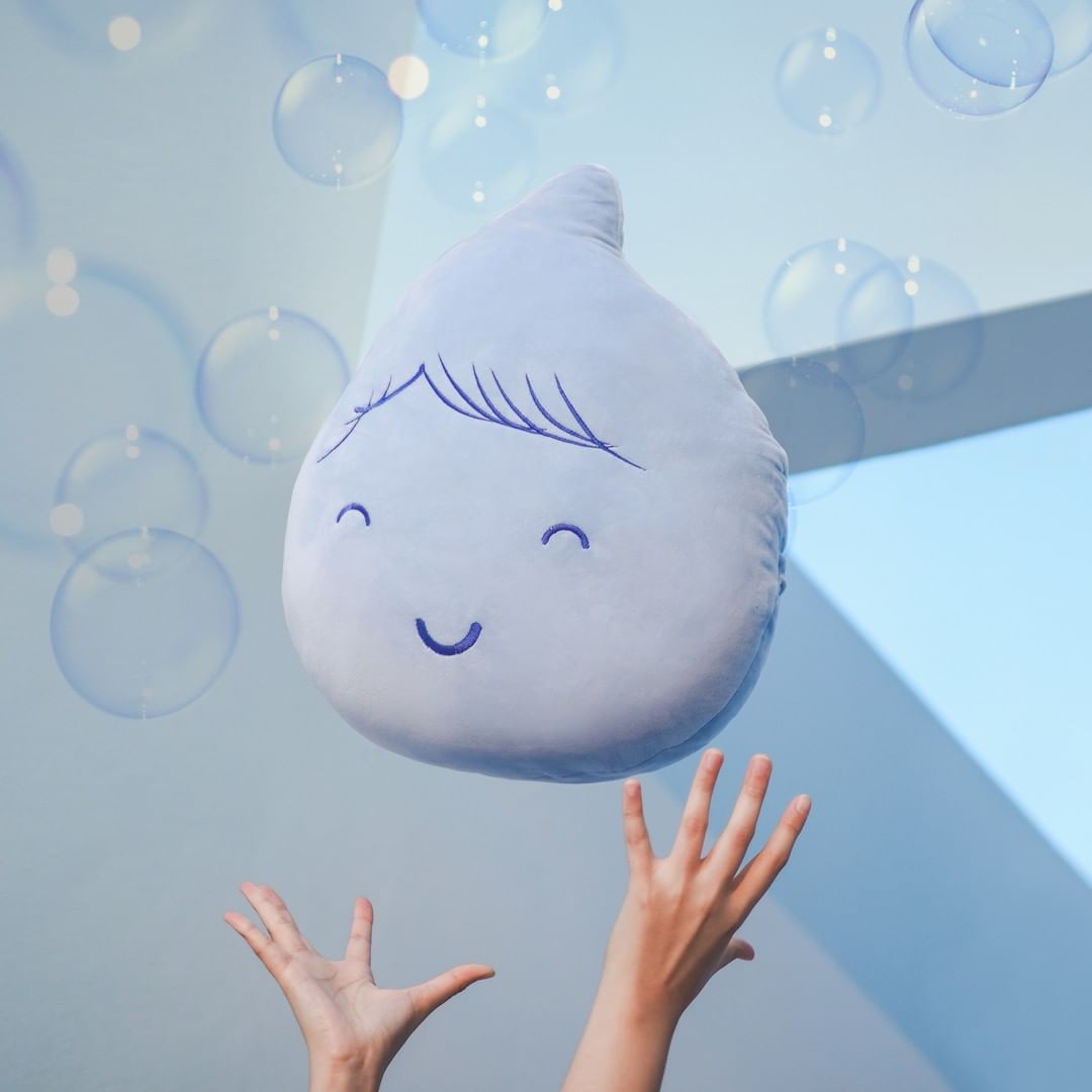 QNetOfficial's tweet photo. π€You'll have a chance to snuggle this ultra cute HomePure mascot pillow at #VMALAYSIA2022 π
Stay tuned to find out how. See you there soon!
#qnet #qnetpromise #homepure #homepurenova https://t.co/gebX9U7el2