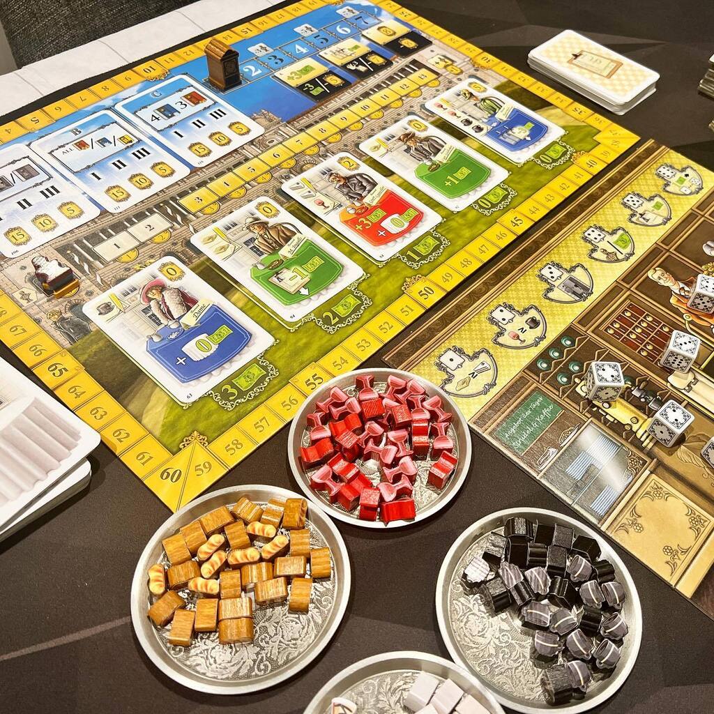 UndertheMeeplescope tweet media