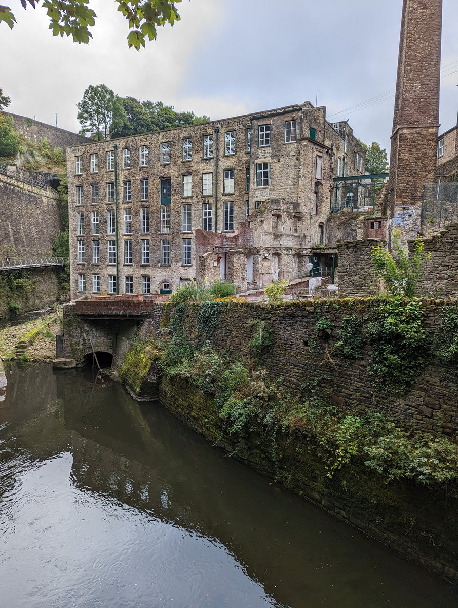 zeph_bennett's tweet photo. Scenes from our morning stroll to our breakfast destination π #shrubclub Newmills also picked up an old cycling map @EnterpriseSBox π https://t.co/76xeVZ9eiV