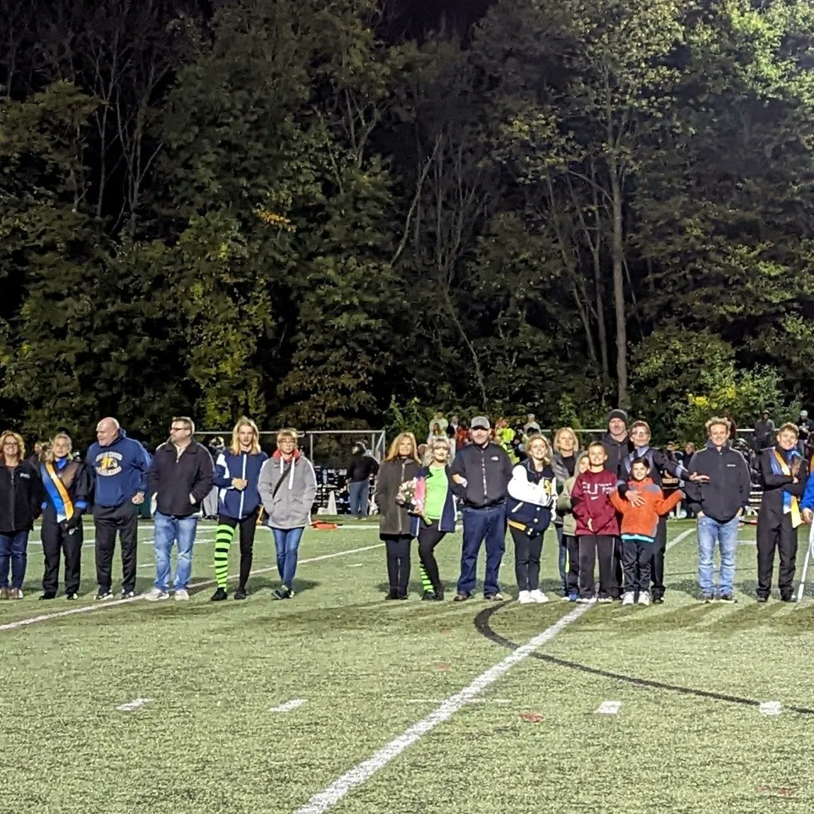 jths_mb's tweet photo. We celebrated our seniors last night!  We love our seniors! Now on to West Morris Central for our next competition today in TOB! https://t.co/VDVcmPtQmR
