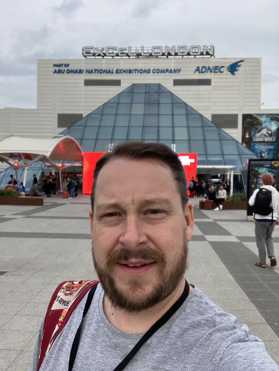 Clickster15's tweet photo. Had an amazing time @EGX my 2 days there just wasnโt enough. Met VR idols, amaxing VR devs and played games. Thank you @PowerOnVR @macinvr @GAMERTAGVR @Ahodono @fasttravelgames @SingerStudiosUK @Henrivanlier @jimmysbowers @victoriavr https://t.co/fdmyRW6fsO