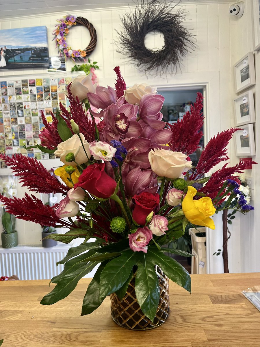 It’s been a while!! 2 luscious arrangements out for delivery yesterday! #idobouquetsardee #shoplocal