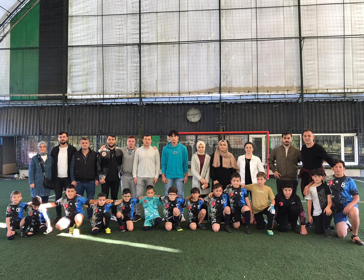 Yarının hayali, bugüne yeter.

Keremalispor akademimizin ilk antrenmanını bugün yöneticilerimizin de katılımıyla gerçekleştirdik.