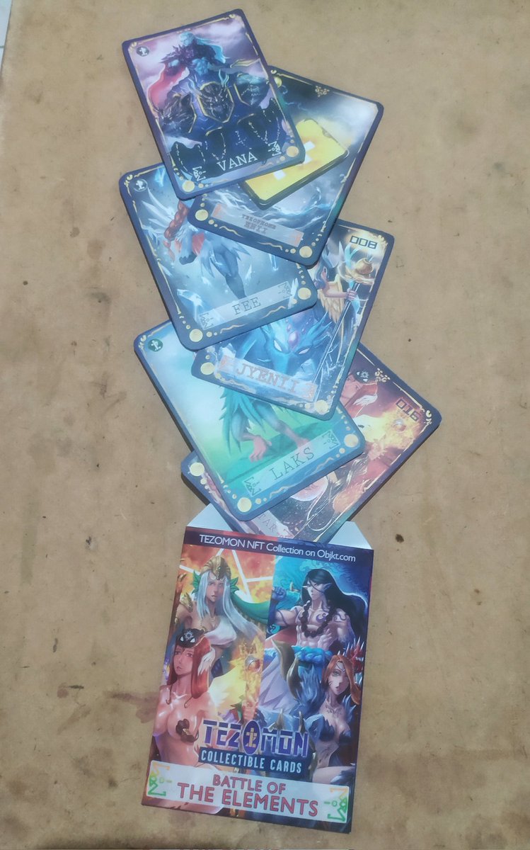 GM GN 
Persiapan buat Indonesian Comic-Con minggu depan di booth Bali Illustrators Guild. Buat Holder Tezomon yg belanja merch Tezomon dan artwork2ku di sana, nanti dapet Special Discount!