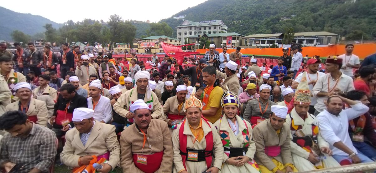 This type of behavior not accepted in HM bcz people of HM they are so good .#HimachalSePhirDhokha