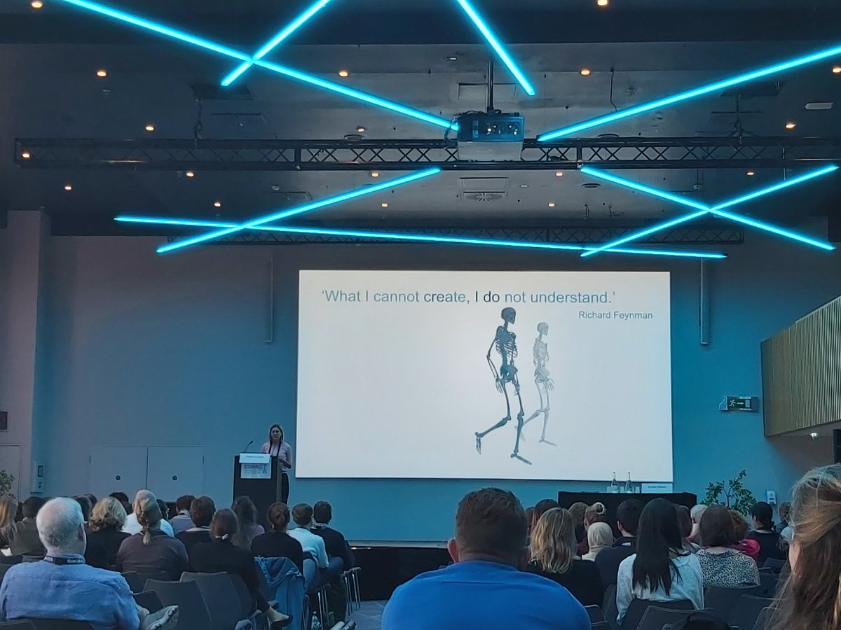 hans_kainz's tweet photo. What I can't model, I do not understand.

Great and inspiring keynote from @FriedlDeGroote on the past day of the #esmac2022 conference. @ESMAC_society https://t.co/dLZgPFDmqa