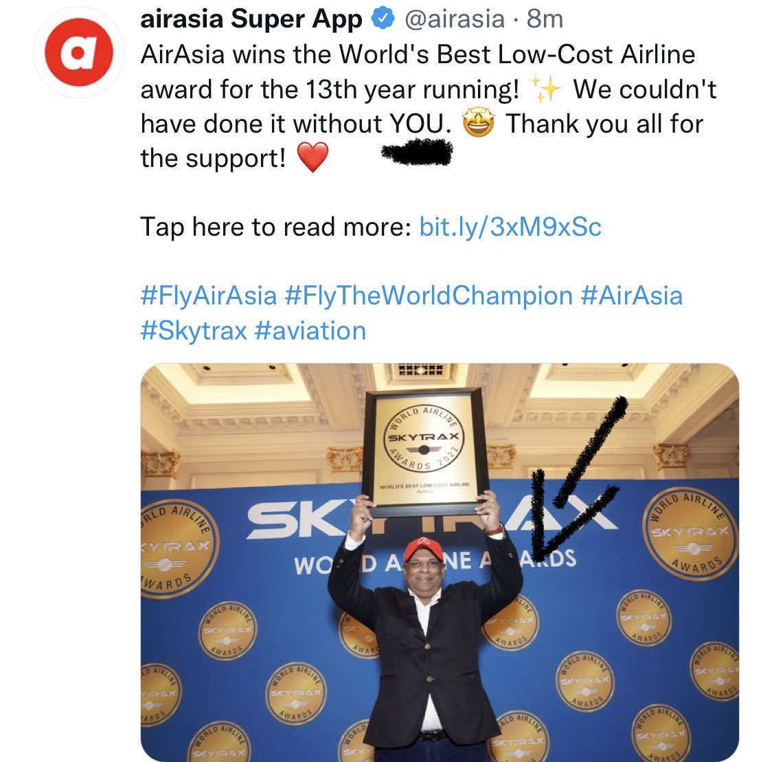 SimpletonED's tweet photo. A people-company, giving appreciation to customers for the support, without its PEOPLE. Sorry AA AllStars. - #Comms101 https://t.co/0No8Oqdj9A