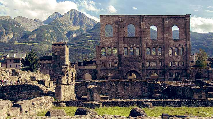 Scuolazzurri1's tweet photo. ANFITEATRI ROMANI_ROMAN AMPHITHEATERS: AOSTA ๐ฎ๐น https://t.co/qfzvTv3Udj
.
.
#aosta #aostavalley #amphiteather #archeology #history #romans #Mediterranean #italian #italy #scuolazzurri #belpaese #beautiful #amazing #traveling #picoftheday https://t.co/ex94sct01u
