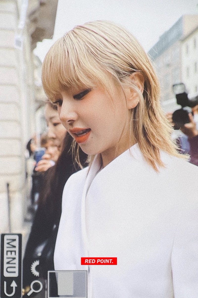 REDPOINT423's tweet photo. 220924 FERRAGAMO

#채영 #CHAEYOUNG #チェヨン #TWICE https://t.co/ncjUh96ukd