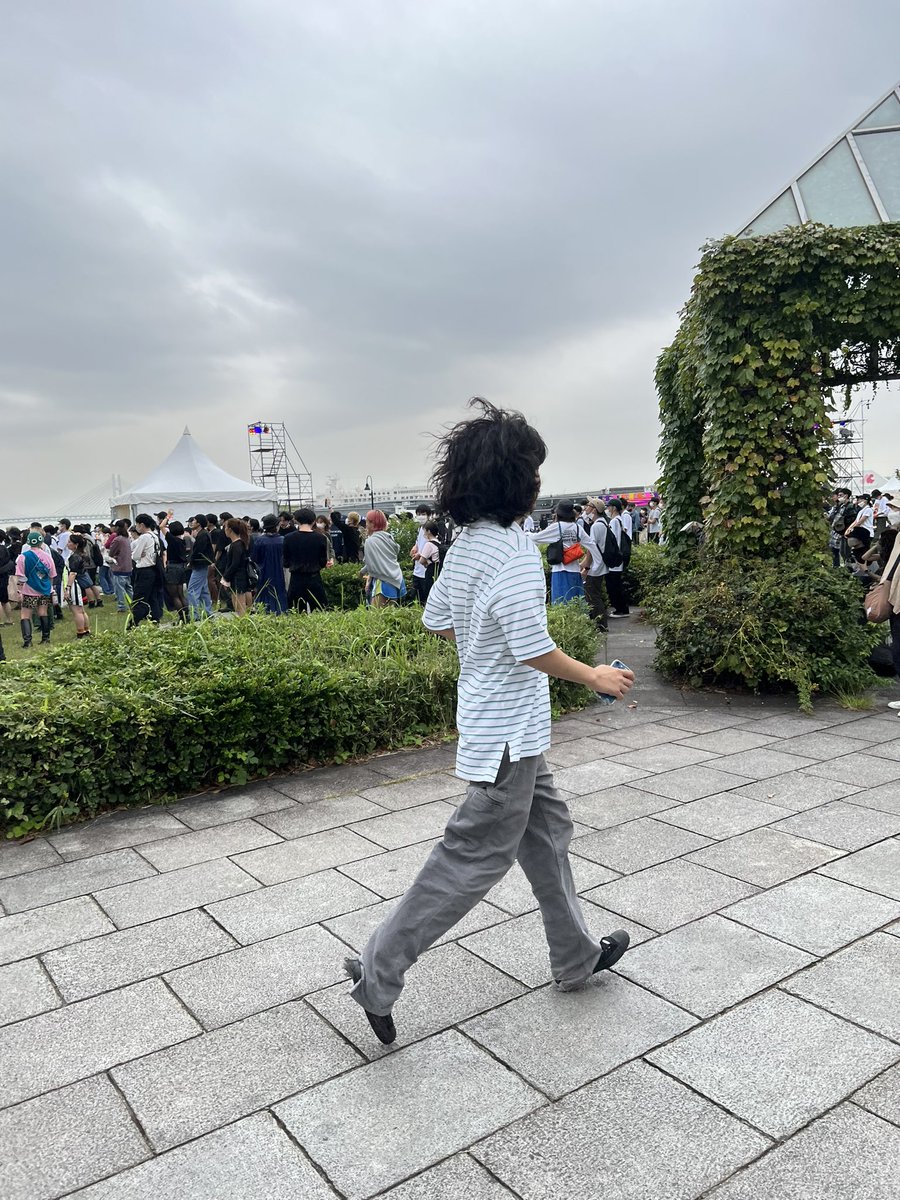 みんなに置いてかれて走ってた