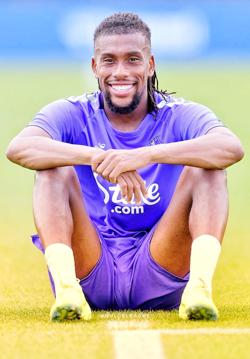 BulgeLeague's tweet photo. Alex Iwobi, Everton https://t.co/hifUpE0Ddl
